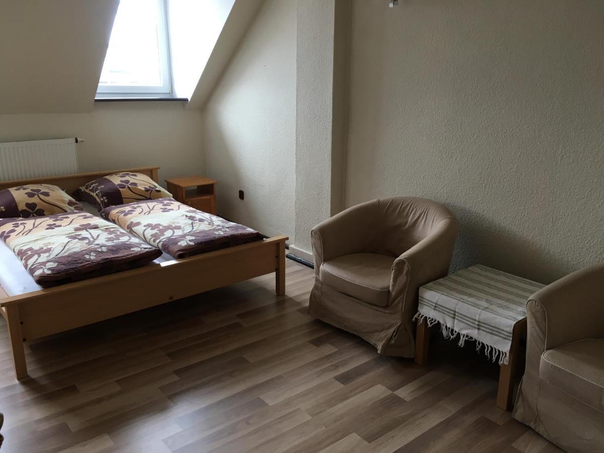 Pokoje Goscinne Na Podzamczu Darlowo Bagian luar foto